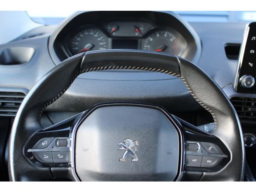 Peugeot Partner 1.5 100 PK | 3-ZITS | 2X SCHUIFDEUR | TREKHAAK | 3-ZITS | 2X SCHUIFDEUR | TREKHAAK ActivLease financial lease