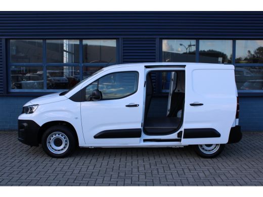 Peugeot Partner 1.5 100 PK | 3-ZITS | 2X SCHUIFDEUR | TREKHAAK | 3-ZITS | 2X SCHUIFDEUR | TREKHAAK ActivLease financial lease