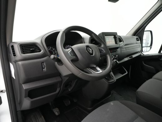 Renault Master T35 2.3 dCi 135 L2H2 Work Edition Navigatie Camera Trekhaak Imperial Carplay ActivLease financial lease