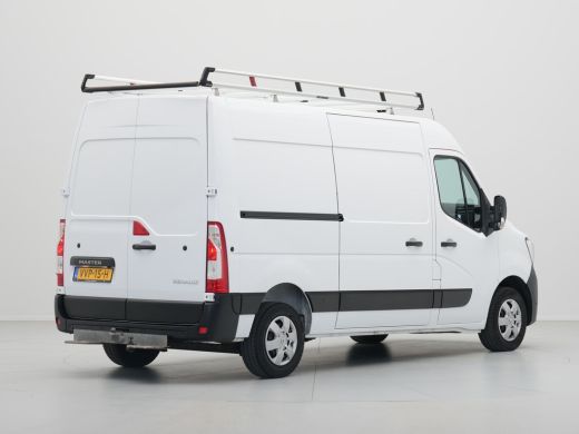 Renault Master T35 2.3 dCi 135 L2H2 Work Edition Navigatie Camera Trekhaak Imperial Carplay ActivLease financial lease
