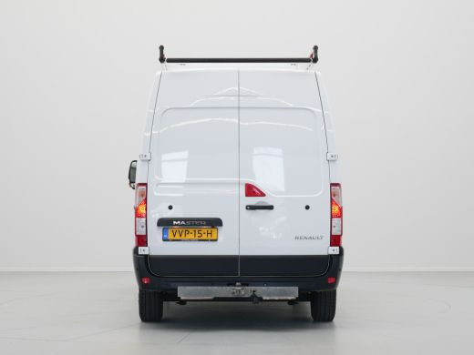 Renault Master T35 2.3 dCi 135 L2H2 Work Edition Navigatie Camera Trekhaak Imperial Carplay ActivLease financial lease