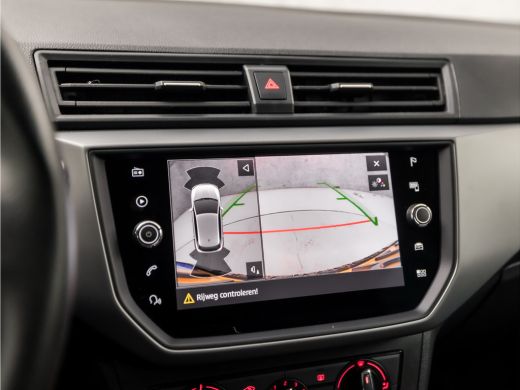 Seat Ibiza 1.0 TSI Sport Automaat (APPLE CARPLAY, CAMERA, ADAPTIVE CRUISE, SPORTSTOELEN, GETINT GLAS, LM VEL... ActivLease financial lease