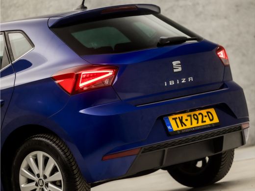 Seat Ibiza 1.0 TSI Sport Automaat (APPLE CARPLAY, CAMERA, ADAPTIVE CRUISE, SPORTSTOELEN, GETINT GLAS, LM VEL... ActivLease financial lease