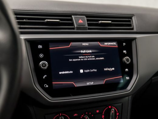 Seat Ibiza 1.0 TSI Sport Automaat (APPLE CARPLAY, CAMERA, ADAPTIVE CRUISE, SPORTSTOELEN, GETINT GLAS, LM VEL... ActivLease financial lease