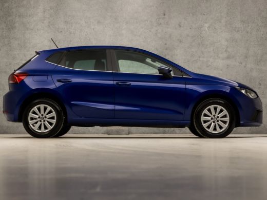 Seat Ibiza 1.0 TSI Sport Automaat (APPLE CARPLAY, CAMERA, ADAPTIVE CRUISE, SPORTSTOELEN, GETINT GLAS, LM VEL... ActivLease financial lease
