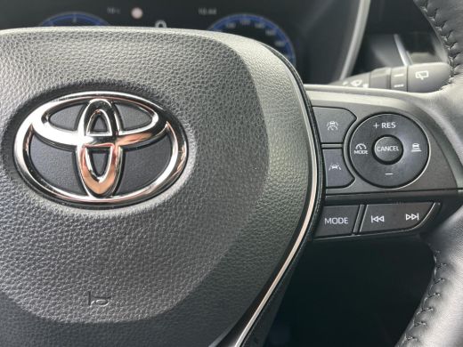 Toyota Corolla Cross Hybrid 200 Dynamic | Navigatie | Stoel- + stuurverwarming | Carplay | Adaptieve cruise control | ActivLease financial lease
