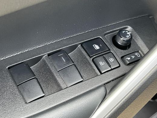 Toyota Corolla Cross Hybrid 200 Dynamic | Navigatie | Stoel- + stuurverwarming | Carplay | Adaptieve cruise control | ActivLease financial lease