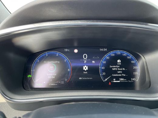 Toyota Corolla Touring Sports Hybrid 140 Dynamic | Apple CarPlay/Android auto | Achteruitrijcamera | Stoel en stuurverwarming ActivLease financial lease
