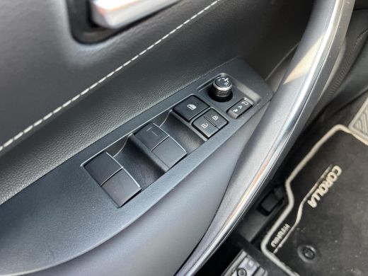 Toyota Corolla Touring Sports Hybrid 140 Dynamic | Apple CarPlay/Android auto | Achteruitrijcamera | Stoel en stuurverwarming ActivLease financial lease