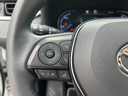 Toyota RAV4 2.5 Hybrid Active ActivLease financial lease