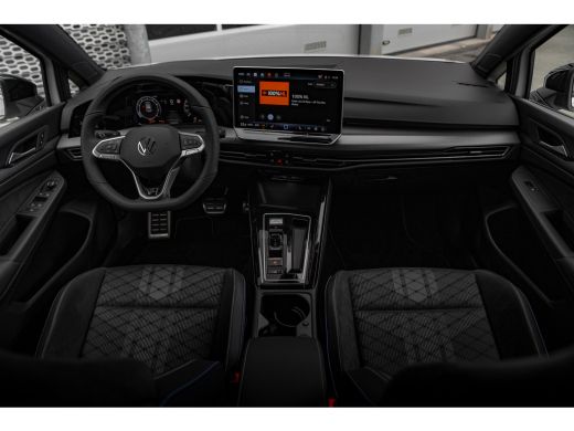Volkswagen Golf Volkswagen R-Line Edition Inclusief €2000,- inruilvoordeel | | 'App-Connect' draadloze smartphone... ActivLease financial lease