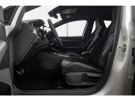 Volkswagen Golf Volkswagen R-Line Edition Inclusief €2000,- inruilvoordeel | | 'App-Connect' draadloze smartphone... ActivLease financial lease