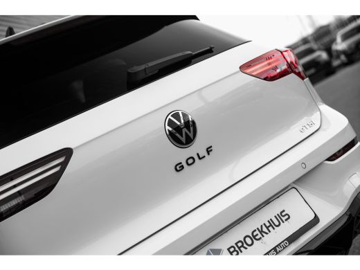 Volkswagen Golf Volkswagen R-Line Edition Inclusief €2000,- inruilvoordeel | | 'App-Connect' draadloze smartphone... ActivLease financial lease