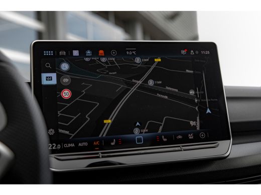 Volkswagen Golf Volkswagen R-Line Edition Inclusief €2000,- inruilvoordeel | | 'App-Connect' draadloze smartphone... ActivLease financial lease