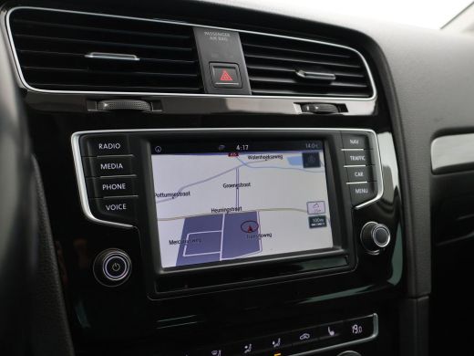 Volkswagen GOLF Variant 1.6 TDI 110 PK ALLSTAR *BTW* + TREKHAAK / NAVIGATIE / LMV ActivLease financial lease