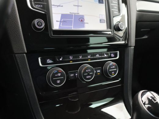 Volkswagen GOLF Variant 1.6 TDI 110 PK ALLSTAR *BTW* + TREKHAAK / NAVIGATIE / LMV ActivLease financial lease