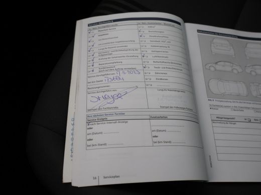 Volkswagen GOLF Variant 1.6 TDI 110 PK ALLSTAR *BTW* + TREKHAAK / NAVIGATIE / LMV ActivLease financial lease