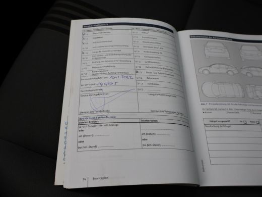 Volkswagen GOLF Variant 1.6 TDI 110 PK ALLSTAR *BTW* + TREKHAAK / NAVIGATIE / LMV ActivLease financial lease