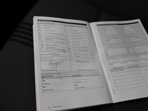 Volkswagen GOLF Variant 1.6 TDI 110 PK ALLSTAR *BTW* + TREKHAAK / NAVIGATIE / LMV ActivLease financial lease