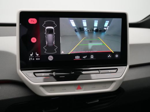 Volkswagen ID.3 First Plus 58 kWh Navigatie Camera iQ Light Stoelverwarming 220 ActivLease financial lease