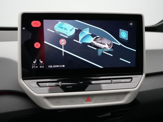 Volkswagen ID.3 First Plus 58 kWh Navigatie Camera iQ Light Stoelverwarming 220 ActivLease financial lease