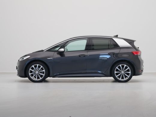 Volkswagen ID.3 First Plus 58 kWh Navigatie Camera iQ Light Stoelverwarming 220 ActivLease financial lease