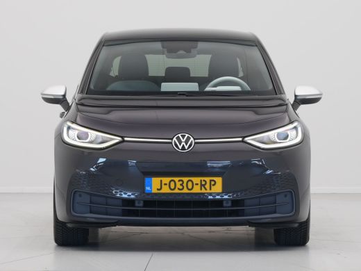 Volkswagen ID.3 First Plus 58 kWh Navigatie Camera iQ Light Stoelverwarming 220 ActivLease financial lease