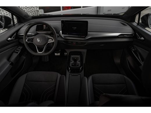 Volkswagen ID.4 Volkswagen Pro Business Inclusief €2000,- inruilvoordeel | 'App-Connect' draadloze smartphone int... ActivLease financial lease