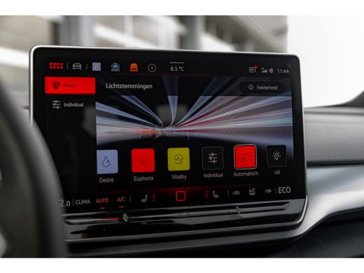Volkswagen ID.4 Volkswagen Pro Business Inclusief €2000,- inruilvoordeel | 'App-Connect' draadloze smartphone int... ActivLease financial lease