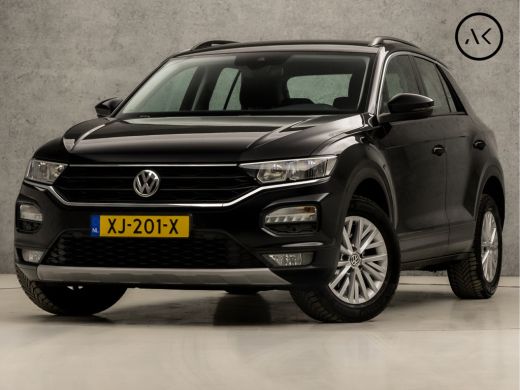 Volkswagen T-Roc 1.5 TSI Sport 150Pk Automaat (APPLE CARPLAY, GROOT NAVI, CLIMATE, ADAPTIVE CRUISE, SPORTSTOELEN, ... Volkswagen T-Roc 1.5 TSI Sport 150Pk Automaat (APPLE CARPLAY, GROOT NAVI, CLIMATE, ADAPTIVE CRUISE, SPORTSTOELEN, ...