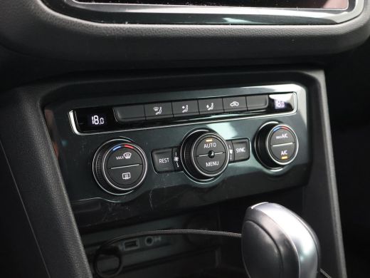 Volkswagen Tiguan 1.5 TSI 150 PK ACT DSG R-LINE HIGHLINE + TREKHAAK | VIRTUAL COCKPIT | ADAPTIVE CRUISE ActivLease financial lease