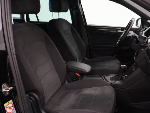 Volkswagen Tiguan 1.5 TSI 150 PK ACT DSG R-LINE HIGHLINE + TREKHAAK | VIRTUAL COCKPIT | ADAPTIVE CRUISE ActivLease financial lease