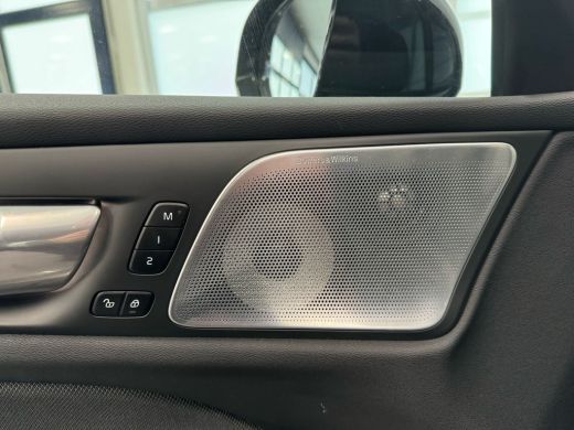 Volvo  S60 Volvo Recharge T6 AWD Ultimate Dark | Bowers & Wilkins | 360o Camera | Trekhaak | 20"Lichtmetaal ... ActivLease financial lease