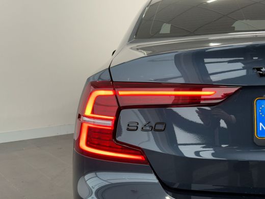 Volvo  S60 Volvo Recharge T6 AWD Ultimate Dark | Bowers & Wilkins | 360o Camera | Trekhaak | 20"Lichtmetaal ... ActivLease financial lease