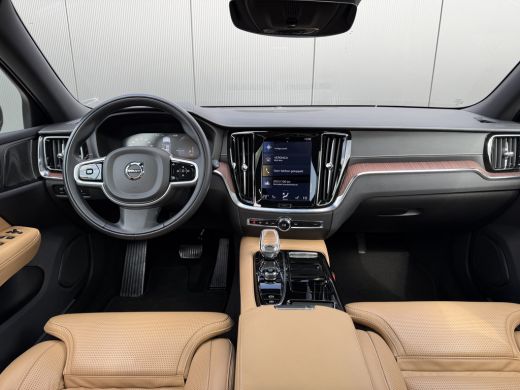 Volvo  V60 Volvo T6 Recharge AWD Inscription | Trekhaak | 360 Camera | Harman/Kardon | Geventileerd Leder | ... ActivLease financial lease