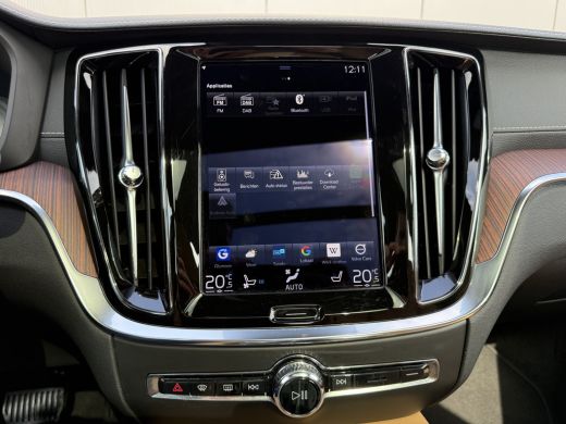 Volvo  V60 Volvo T6 Recharge AWD Inscription | Trekhaak | 360 Camera | Harman/Kardon | Geventileerd Leder | ... ActivLease financial lease
