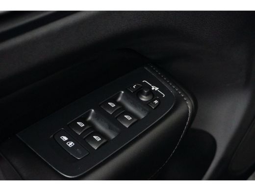 Volvo  XC60 Volvo Recharge T6 AWD Plus Bright | Achterbank verwarmd | Alarm klasse 3 | Apple Carplay/Android ... ActivLease financial lease