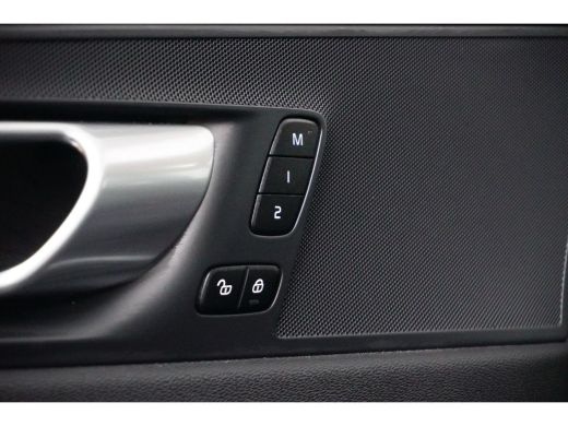 Volvo  XC60 Volvo Recharge T6 AWD Plus Bright | Achterbank verwarmd | Alarm klasse 3 | Apple Carplay/Android ... ActivLease financial lease