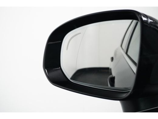 Volvo  XC60 Volvo Recharge T6 AWD Plus Bright | Achterbank verwarmd | Alarm klasse 3 | Apple Carplay/Android ... ActivLease financial lease