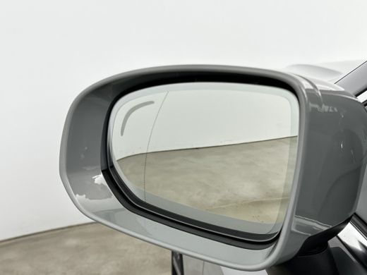 Volvo  XC60 T6 Recharge AWD Plus Bright | 21" | 360 Camera | Panoramadak | Elektr. verst. stoelen | Stoel/stu... ActivLease financial lease