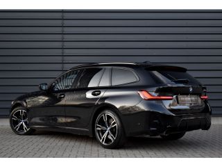 BMW 3 Serie Touring 330e M Sport Pro | Panoramadak | ACC | Harman/Kardon | M Seats | Comfort Access | Head-Up...