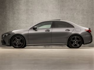 Mercedes A-Klasse 180 AMG Sport Automaat (SCHUIFDAK, 1e EIGENAAR, APPLE CARPLAY, GROOT NAVI, WIDE SCREEN, LEDER/ALC...