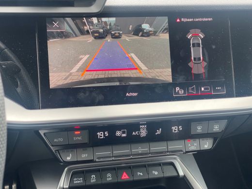 Audi A3 Limousine 35 TFSI S edition | 150 PK/19 inch velgen/Camera achter/Adaptieve cruise control/ | Opt... ActivLease financial lease