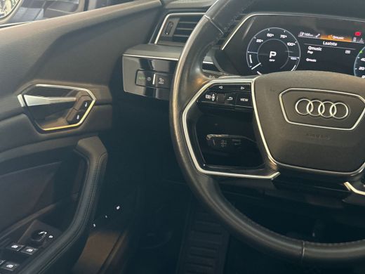 Audi e-tron e-tron 50 quattro Launch edition plus 71 kWh / MMI navigatie plus / Adaptive cruise control / Aud... ActivLease financial lease