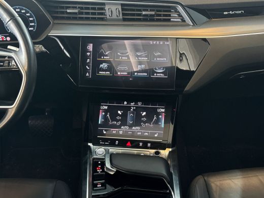 Audi e-tron e-tron 50 quattro Launch edition plus 71 kWh / MMI navigatie plus / Adaptive cruise control / Aud... ActivLease financial lease