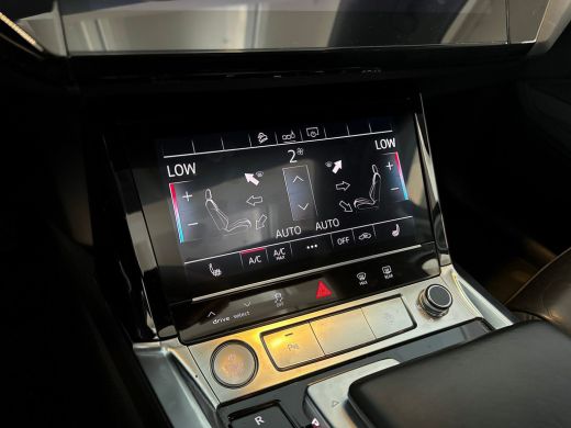 Audi e-tron e-tron 50 quattro Launch edition plus 71 kWh / MMI navigatie plus / Adaptive cruise control / Aud... ActivLease financial lease