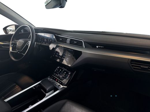 Audi e-tron e-tron 50 quattro Launch edition plus 71 kWh / MMI navigatie plus / Adaptive cruise control / Aud... ActivLease financial lease
