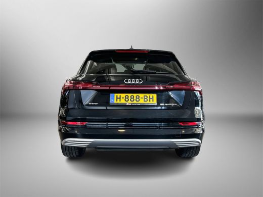 Audi e-tron e-tron 50 quattro Launch edition plus 71 kWh / MMI navigatie plus / Adaptive cruise control / Aud... ActivLease financial lease