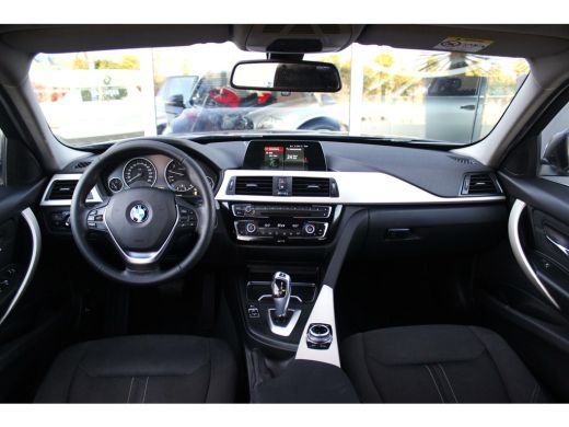 BMW 3 Serie Touring 318i F31 Facelift Corporate Lease Executive | Automaat | 2e eigenaar | NL auto | LED | 17... ActivLease financial lease
