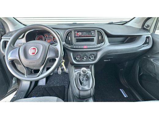 Fiat Dobló Cargo 1.6 MJ 3 zits Trekhaak inrichting ActivLease financial lease